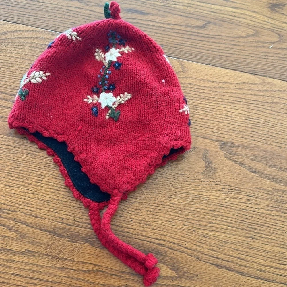 Neckworks knitted hat